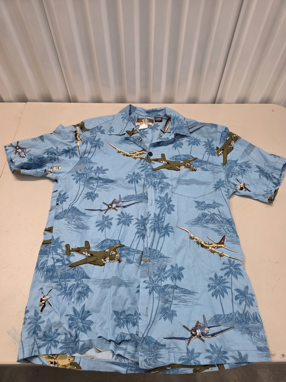 Kalaheo Hawaiian Button Down Shirt Men's Size Small
